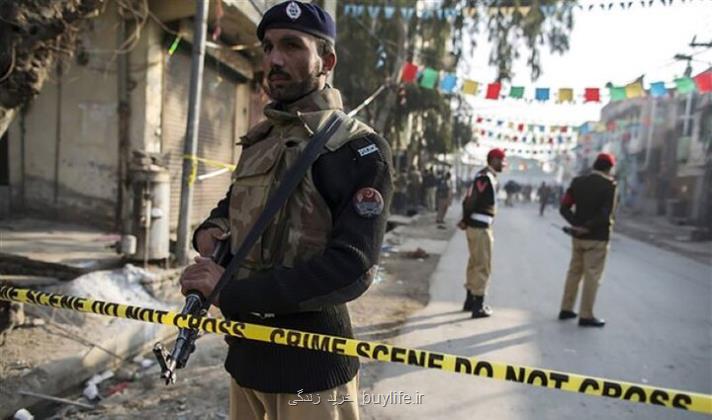 در حمله شمال غرب پاکستان یک پلیس کشته و 2 نفر زخمی شدند