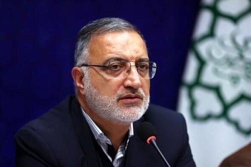 راه برون رفت از مشکلات واگذاری اقتصاد و مدیریت به دست مردم است