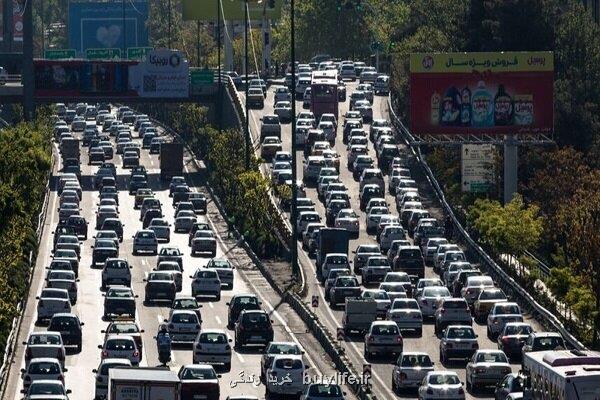 ترافیک پرحجم و سنگین صبحگاهی در بزرگراه ها و معابر تهران