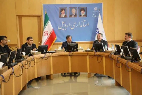 مجریان انتخابات امانت دار آرای مردم هستند