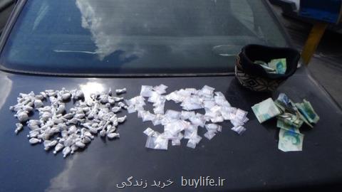 دستگیری خواهر و برادر قاچاقچی با محموله شیشه