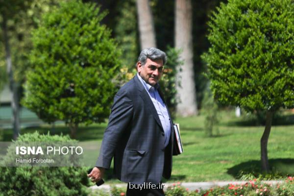 واكنش حناچی به بستن درهای بوستان مادر بدلیل حضور همسر ظریف